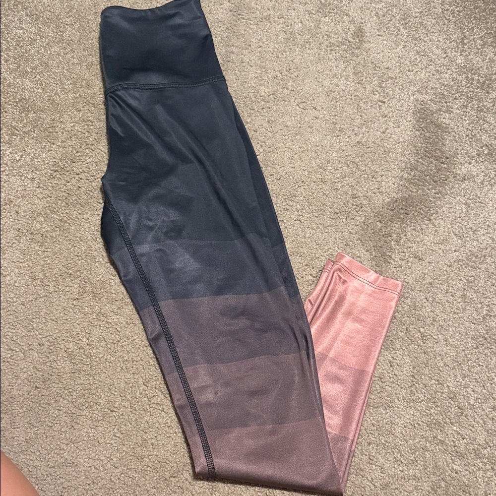 BEYOND YOGA Black and Pink Ombre Leggings